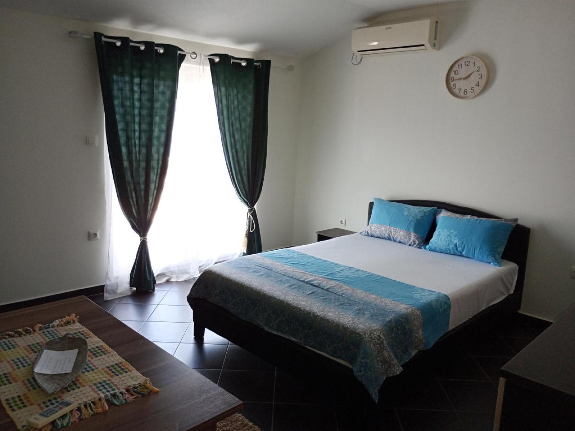 Apartments Vidikovac 티바트 외부 사진